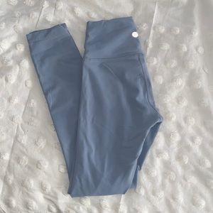 25” CHAMBRAY WUNDERUNDER